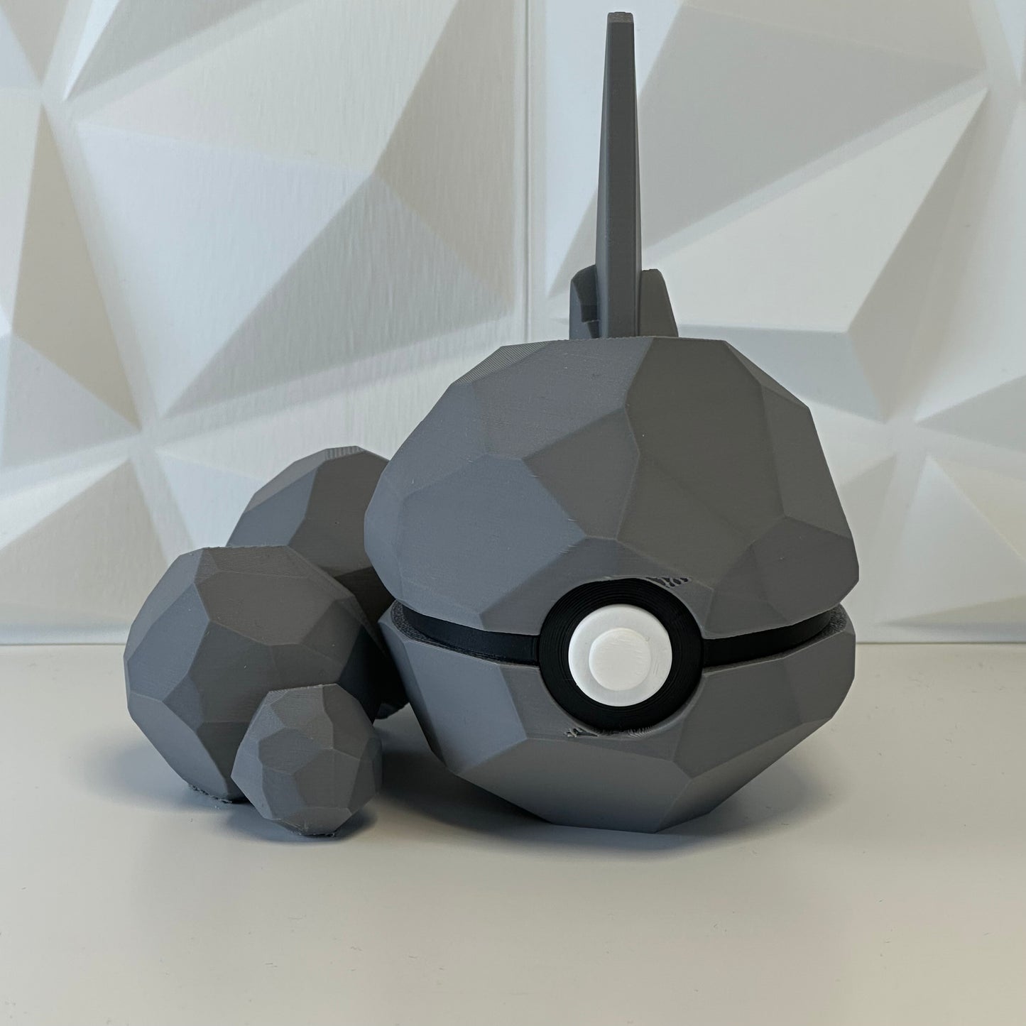 Pokéball edición Onix vista frontal en PLA Premium