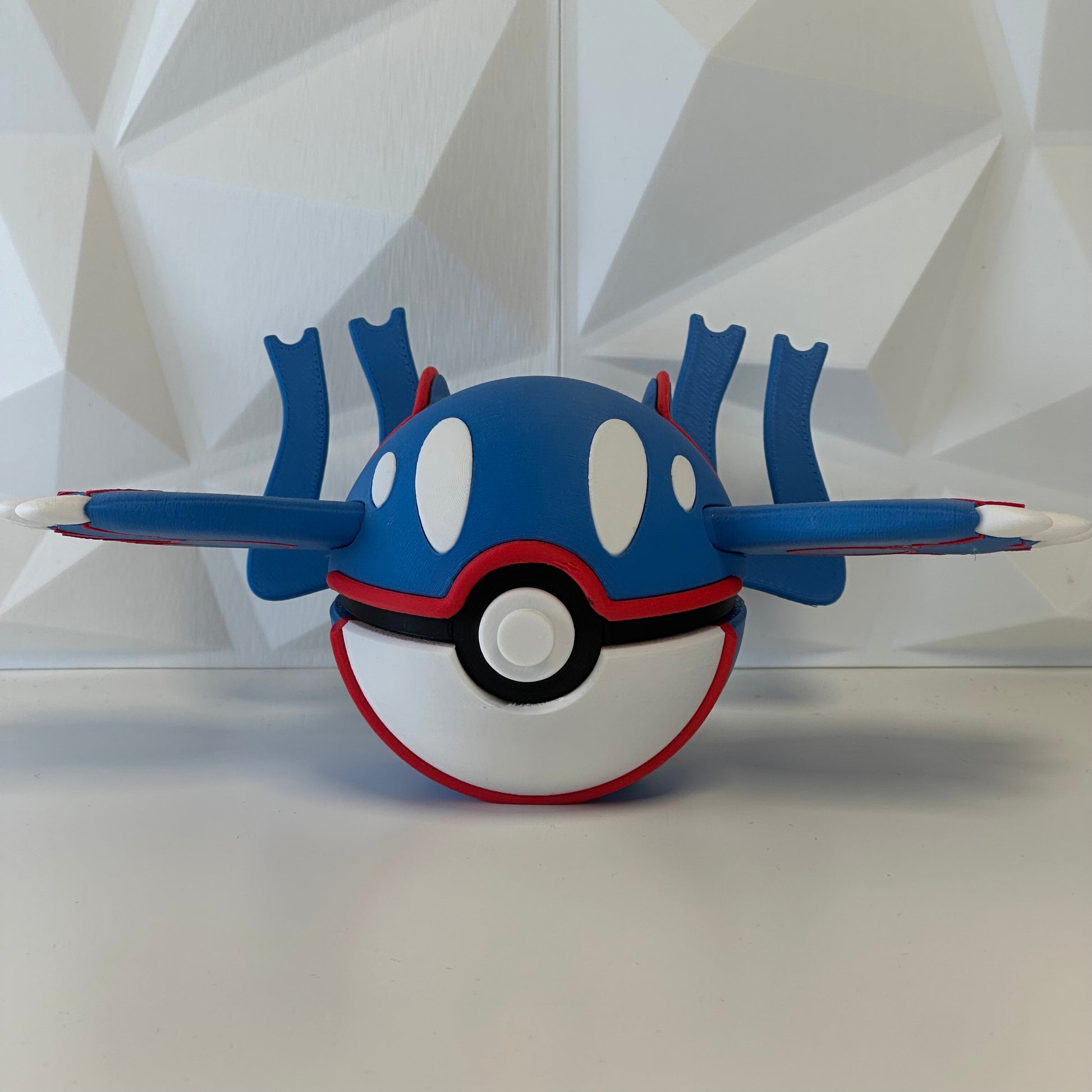 Pokéball edición Kyogre vista frontal en PLA Premium