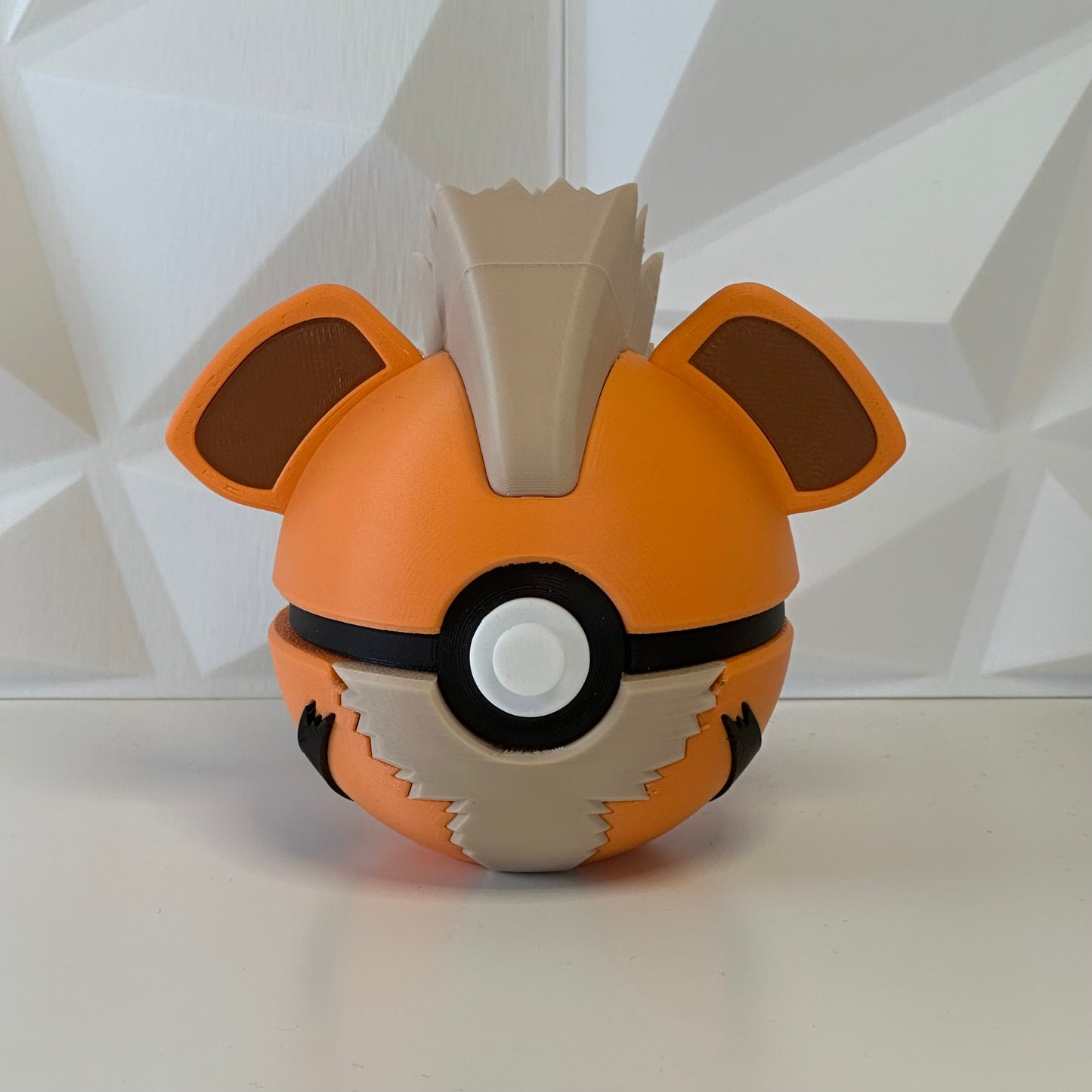 Pokéball edición Growlithe vista frontal en PLA Premium
