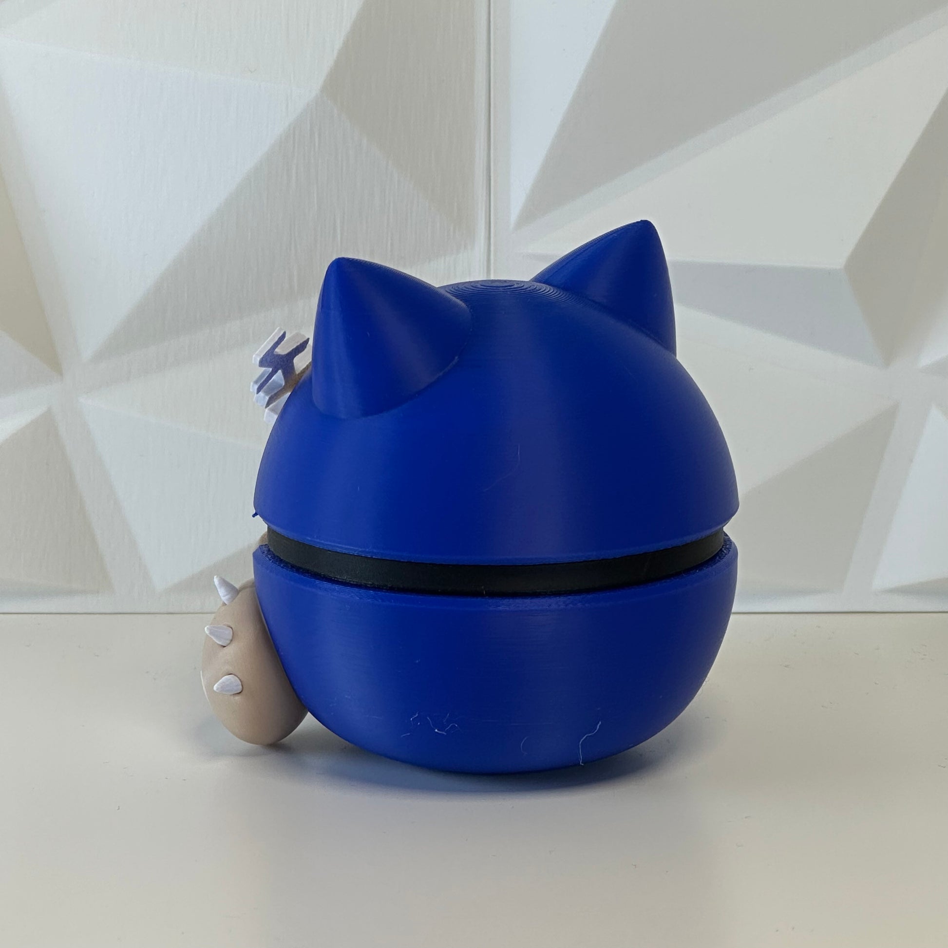 Pokéball edición Snorlax vista trasera con acabado premium