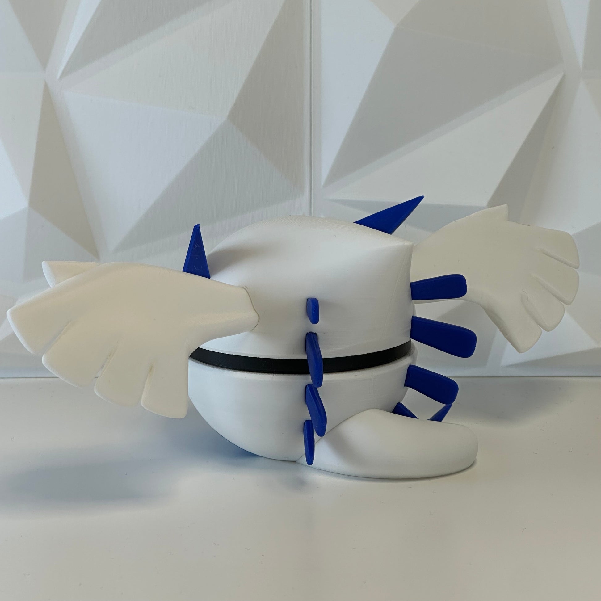 Pokéball edición Lugia vista trasera con acabado premium
