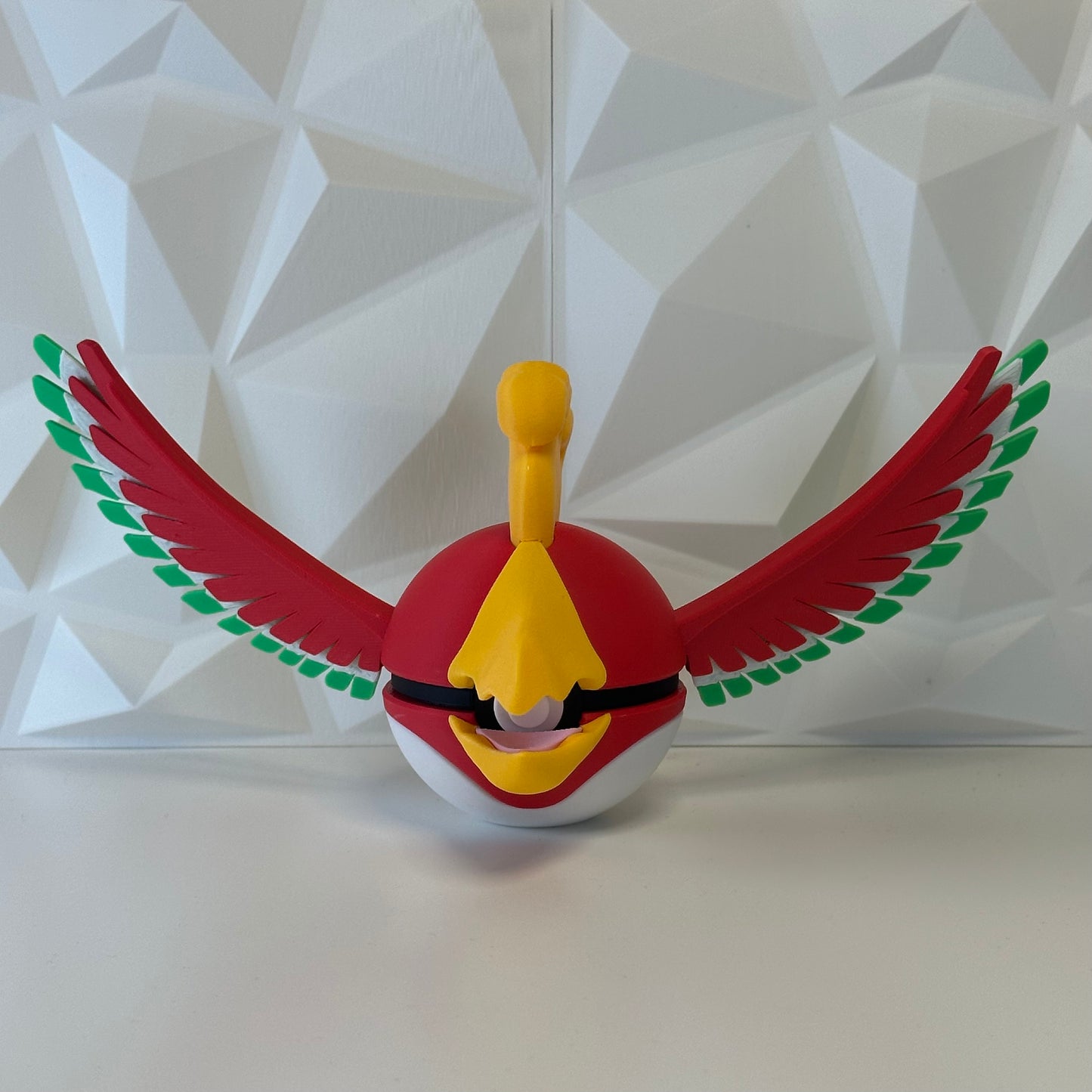 Pokéball edición Ho-Oh vista frontal en PLA Premium